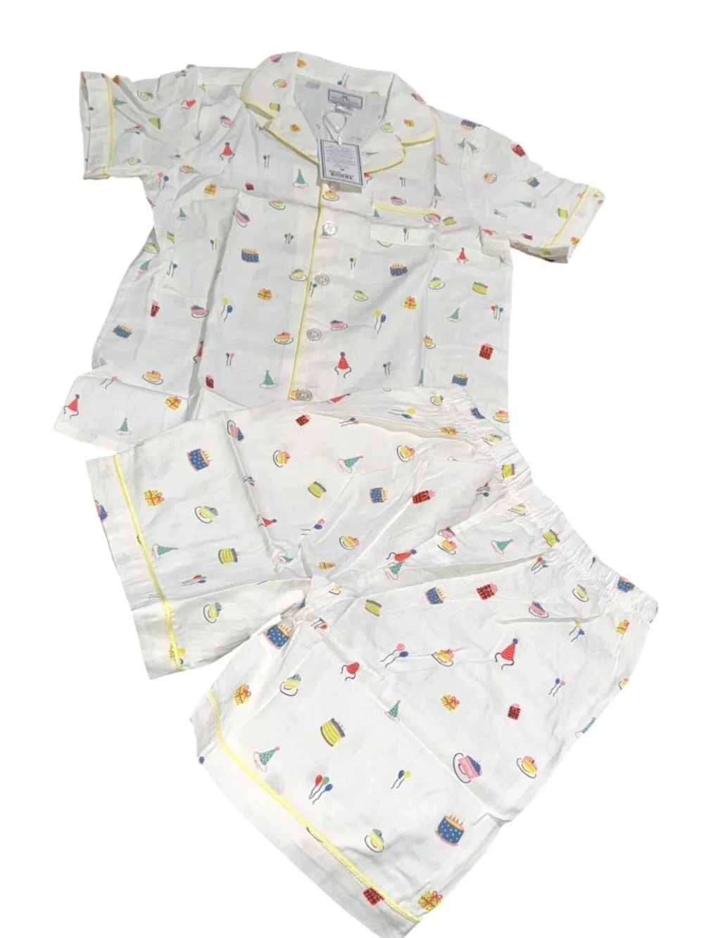 Petite Plume Kids Birthday Cake Print Short Pajama Set - Picture 2 of 14